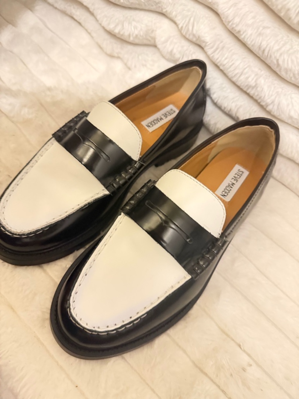 Steve Madden Black and White Leather Penny Loafers - Picture 2 of 6
